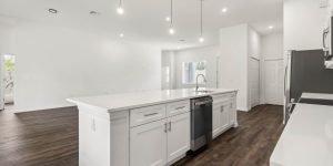 4526 Kitchen 1