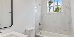 4344 Bath 1